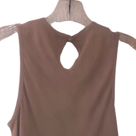 ⭐️Taupe color dress!⭐️ - Picture 5 of 5